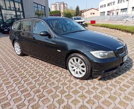 Bmw 330 xi Trazione integrale*Panorama*Pelle*Xenon
