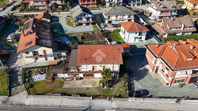 CASA INDIPENDENTE A REVELLO