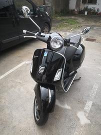 Vespa GTS 125 i.e. Super Sport 2014