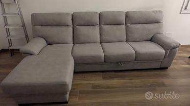 divano angolare  con penisola e letto estraibile