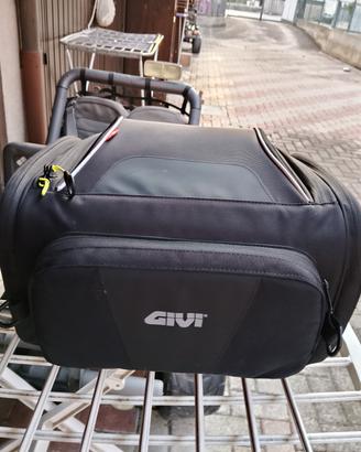 Givi EA146 Taillock Saddle Bag 23L black