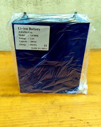Cella LiFePO4 LF280K 3,2V 280Ah cella singola