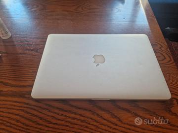 MacBook Pro 16GB 250 ssd