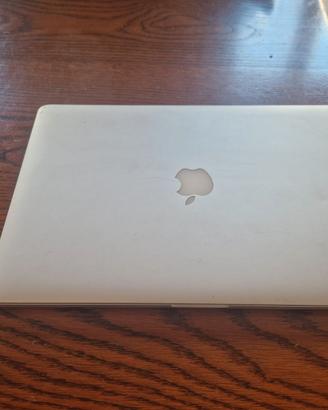 MacBook Pro 16GB 250 ssd