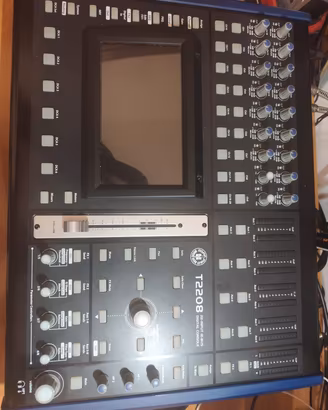 mixer digitale topp pro t2208