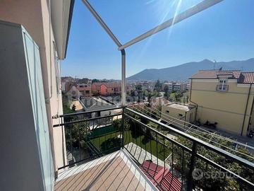 Attico / Mansarda di 90 m² con 4 locali a Loano