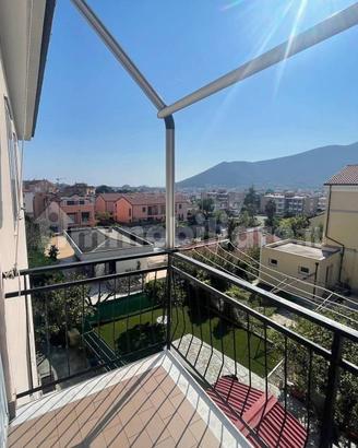 Attico / Mansarda di 90 m² con 4 locali a Loano