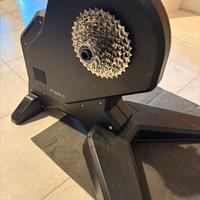 Tacx Flux Smart Trainer Direct Drive + cassetta 12