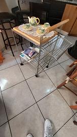 carrello con ruote