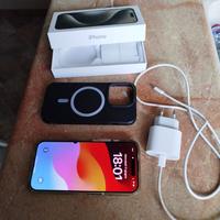 Telefono phifone 15 pro
