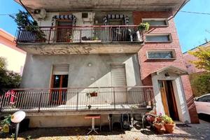 Trifamiliare Zona Ronco