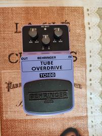 effetto a pedale overdrive Behringer