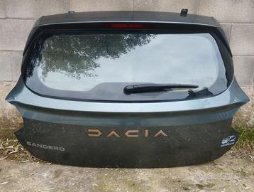 Portellone con lunotto Dacia Sandero Stepway 2024