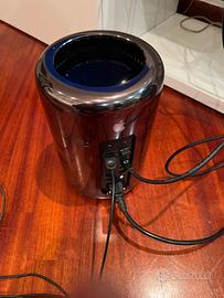 Apple Mac Pro 6.1 (2013) 64gb hd 1tb