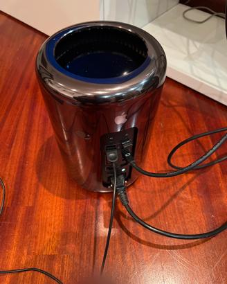 Apple Mac Pro 6.1 (2013) 64gb hd 1tb