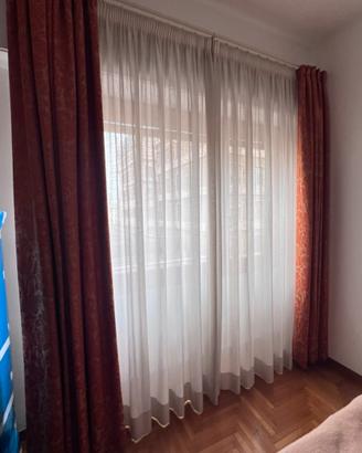 Tenda doppio strato crema e damascato arancione