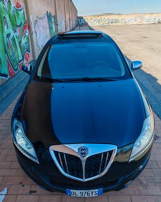 Lancia Delta 1.6 MJT  Tetto panoramico