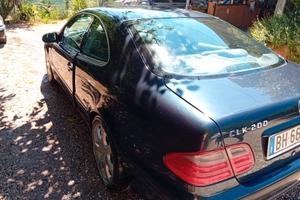 MERCEDES Classe CLK (C/A208) - 2000