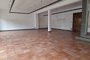 Immobile di 188 m² con 1 locale a Pescate