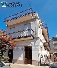 Casa indipendente bifamiliare a mascali