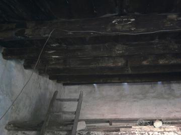 Casa su due piani