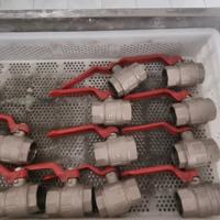 raccordi idraulici con ritiro a mano