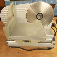 Affettatrice marca Ala