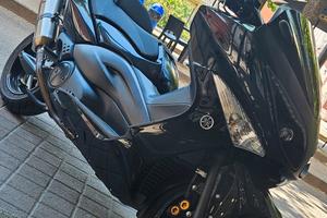 t max