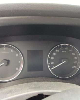 Quadro strumenti HYUNDAI I20 1248cc benz 2015