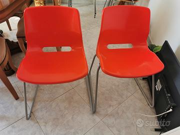 sedie rosse