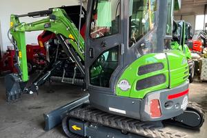 Mini escavatore Avant tecno 35 Pro nuovo