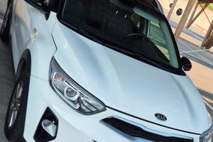 Kia Stonic 1.6 diesel anno 2020 con soli 94.000km