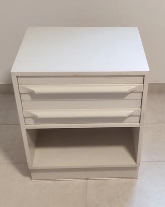 Comodino bianco