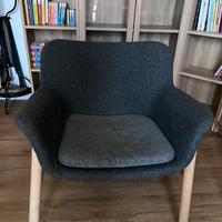 Poltrona VEDBO Ikea grigio scuro