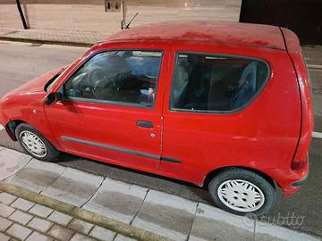 Fiat 600 anno 2001