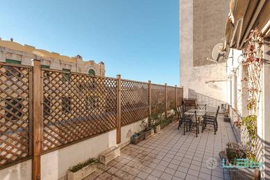 ATTICO ESCLUSIVO CON TERRAZZA - POSIZIONE CENTRALE