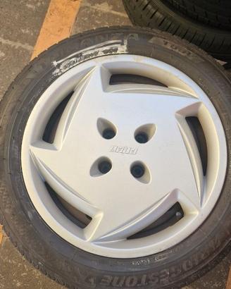 Gomme e cerchi completi