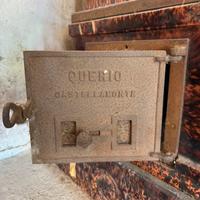 Stufa d’epoca in maiolica