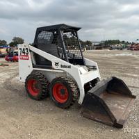 BOBCAT 743 Skid Steers