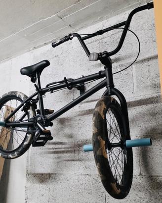 Bicicletta BMX Freestyle