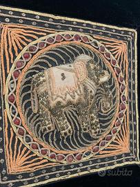 Set quadri ricamo africano