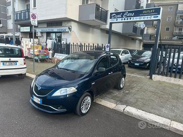 Lancia Ypsilon 1.2 69 CV 5 porte GPL Ecochic Gold