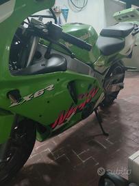  moto Kawasaki ninja 