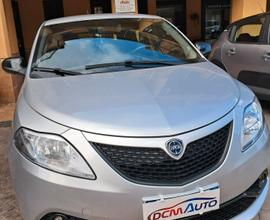 Lancia Ypsilon 1.0 FireFly 5 porte S&S Hybrid Ecoc