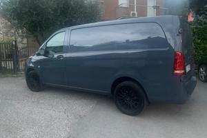 Mercedes  E  Vito