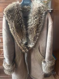 Montone con pelliccia vera