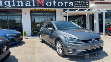 Volkswagen Golf 2.0 TDI DSG EXECUTIVE/ FULL LED/ P