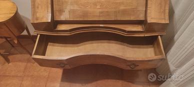 Mobile in legno radica