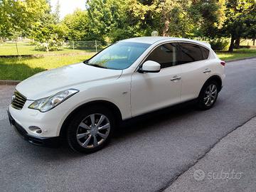Infiniti EX 30 D 
