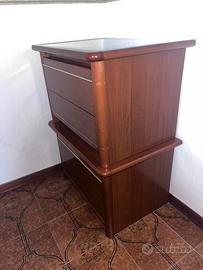 2 Comodini in ciliegio - anche impilabili